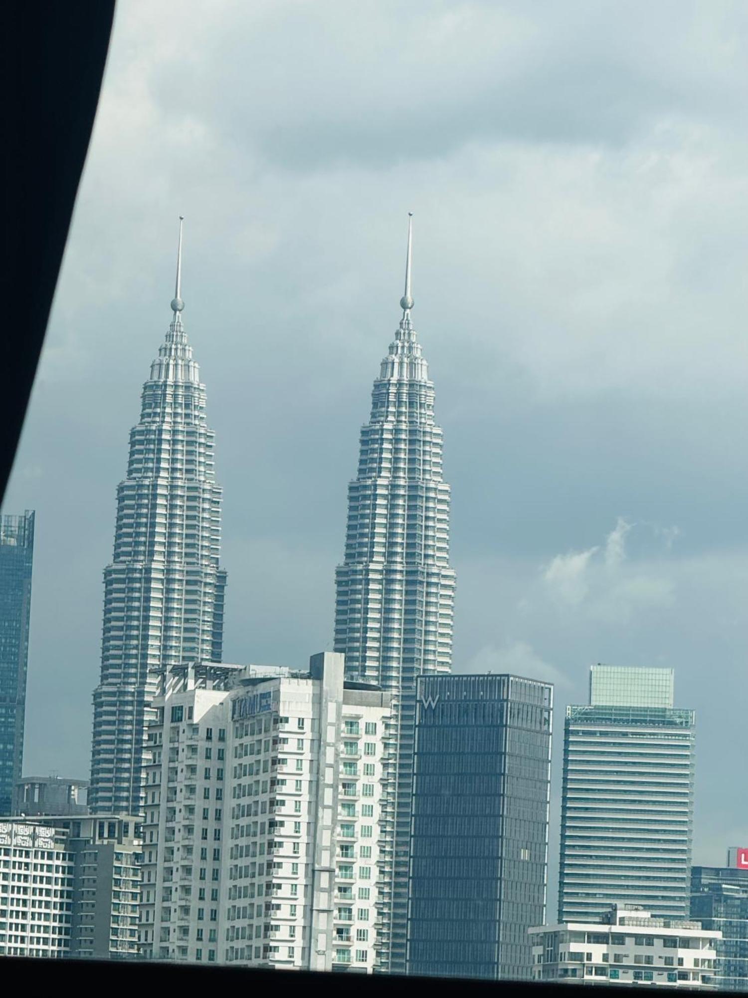Chamber Klcc At Classy Pangsapuri Kuala Lumpur